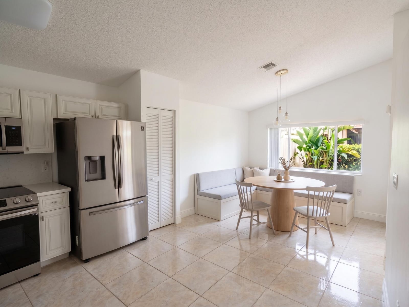 17904 SW 1st Street, Pembroke Pines, FL 33029 photo 3