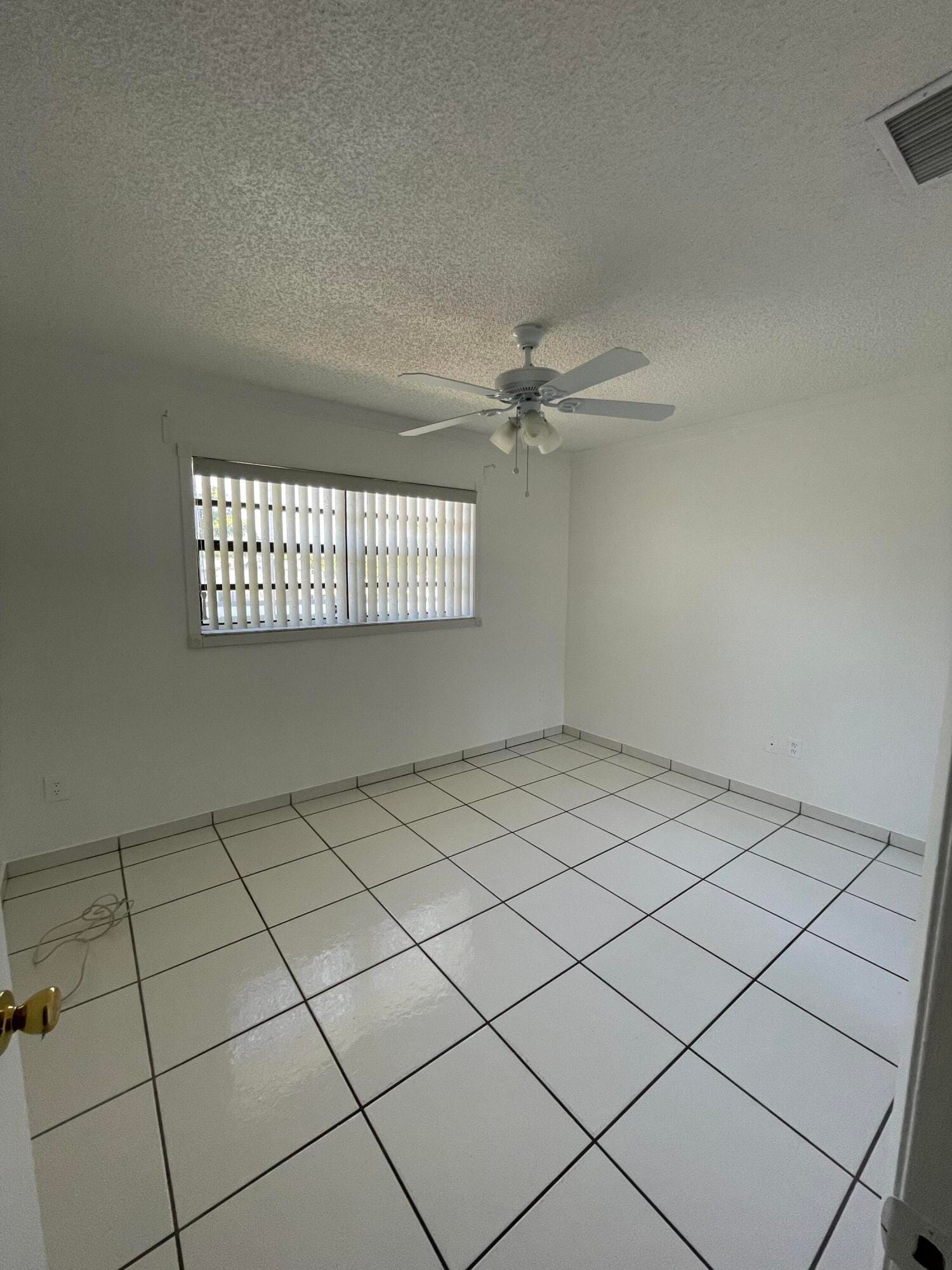 18340 Mediterranean Boulevard 2806, Hialeah, FL 33015 photo 11
