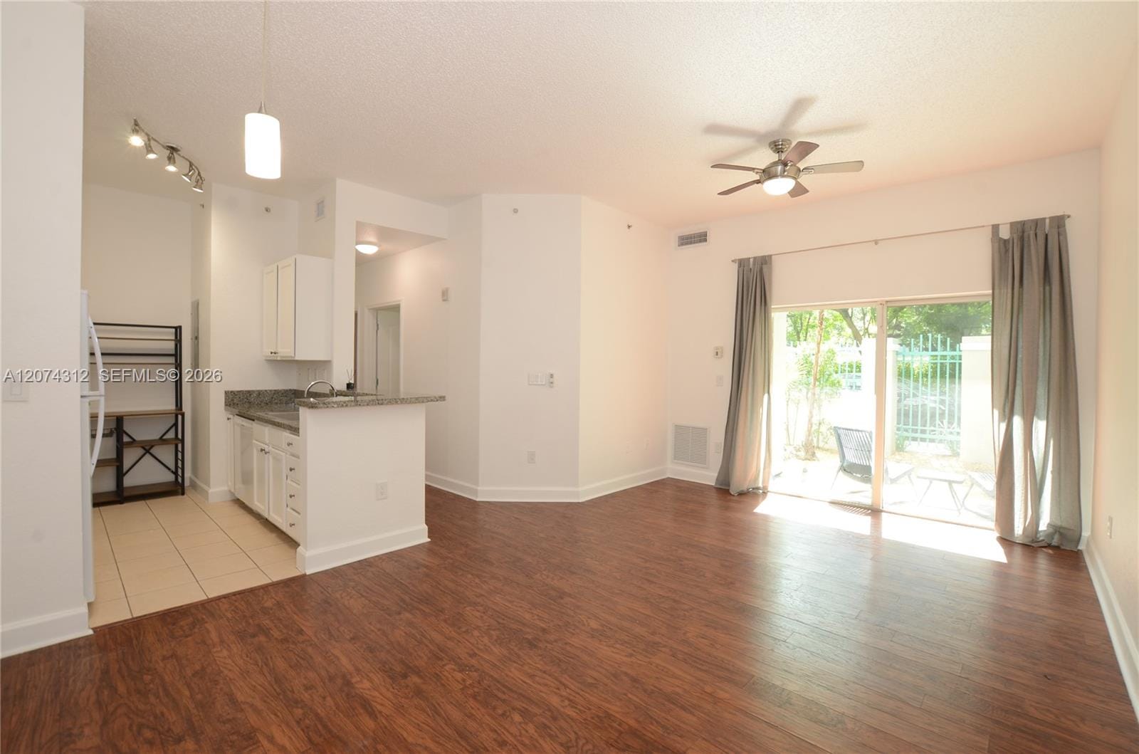 6001 SW 70th Street 137, South Miami, FL 33143 photo 2