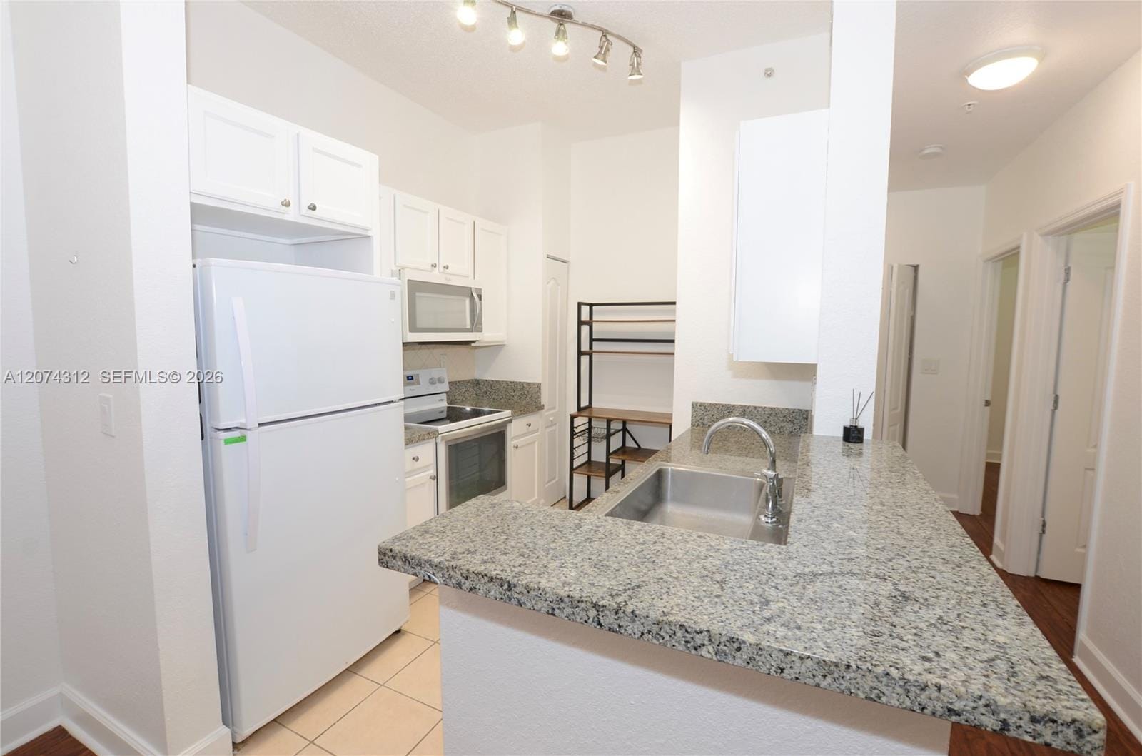 6001 SW 70th Street 137, South Miami, FL 33143 photo 7