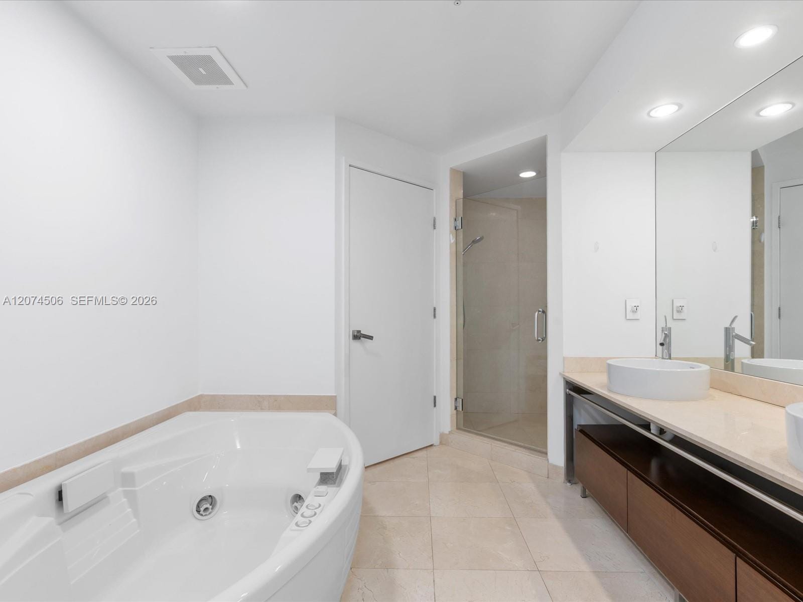 16275 Collins Avenue 1804 — photo 11