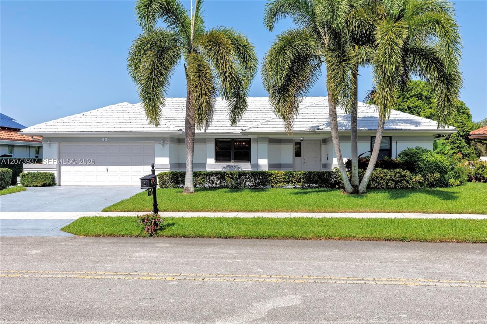 2140 SW 97th Lane, Davie, FL 33324