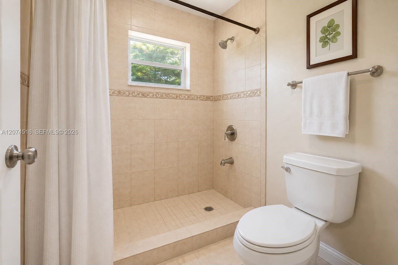 102 NE 206th Terrace — photo 7
