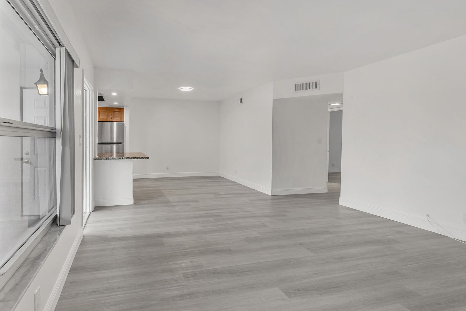 651 PINE Drive 204 — photo 7