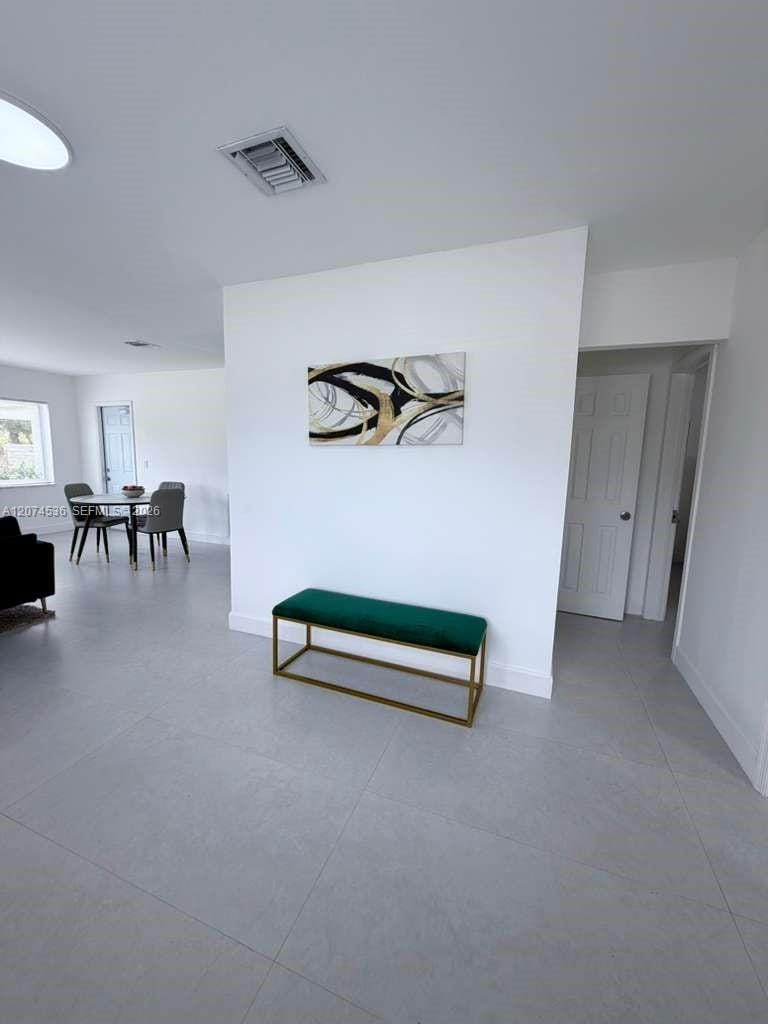 4701 N Andrews Avenue, Oakland Park, FL 33309 photo 8