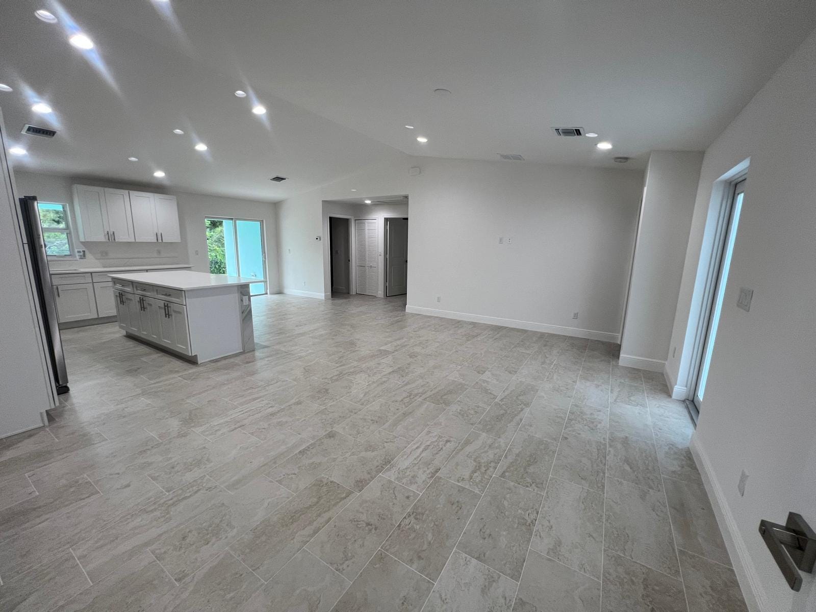 5913 Seagrape Drive, Fort Pierce, FL 34982 photo 12