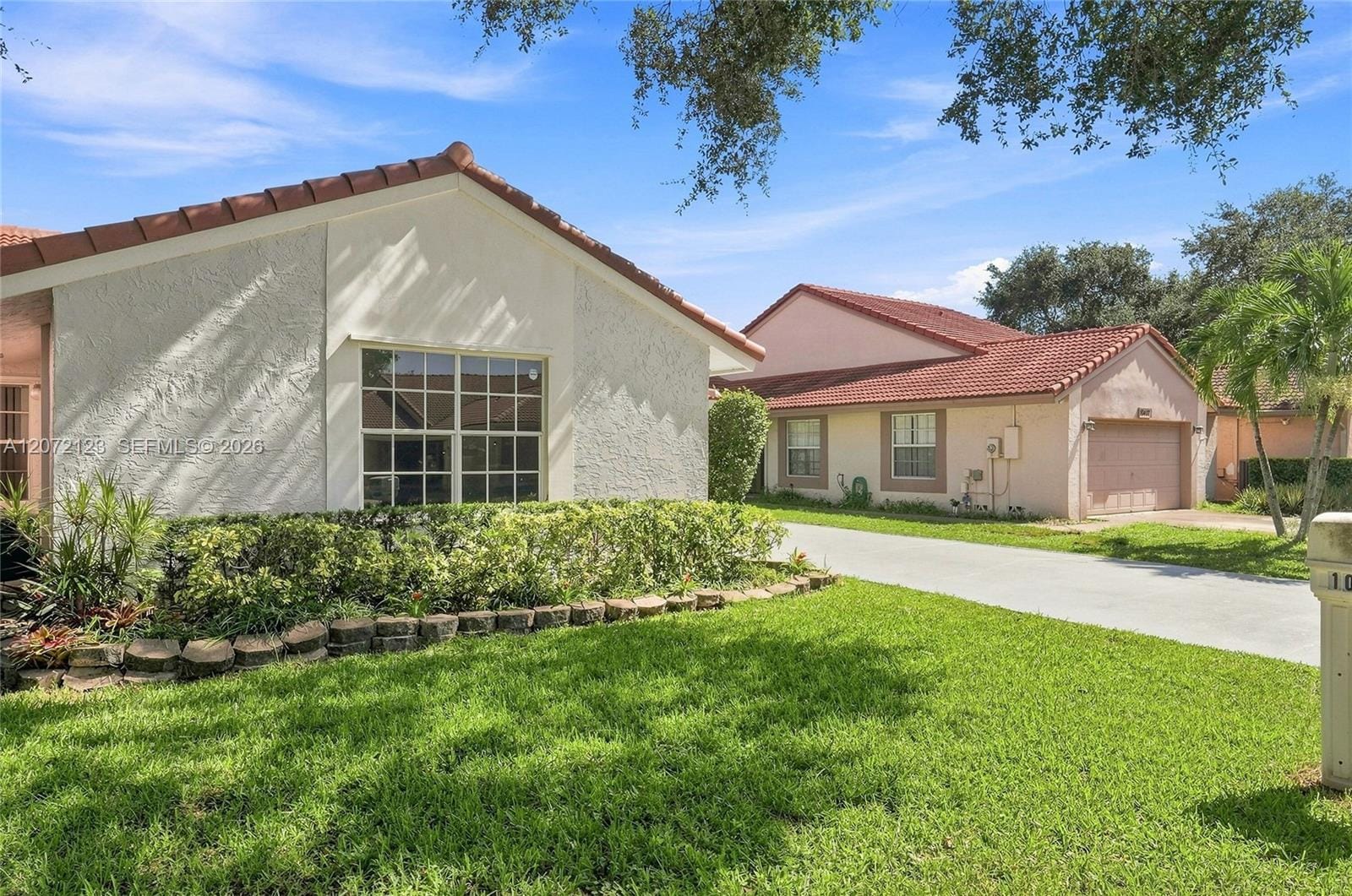 10425 NW 9th Manor — photo 3