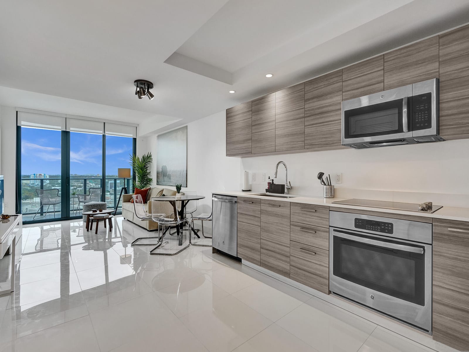 121 NE 34TH Street 1210, Miami, FL 33137