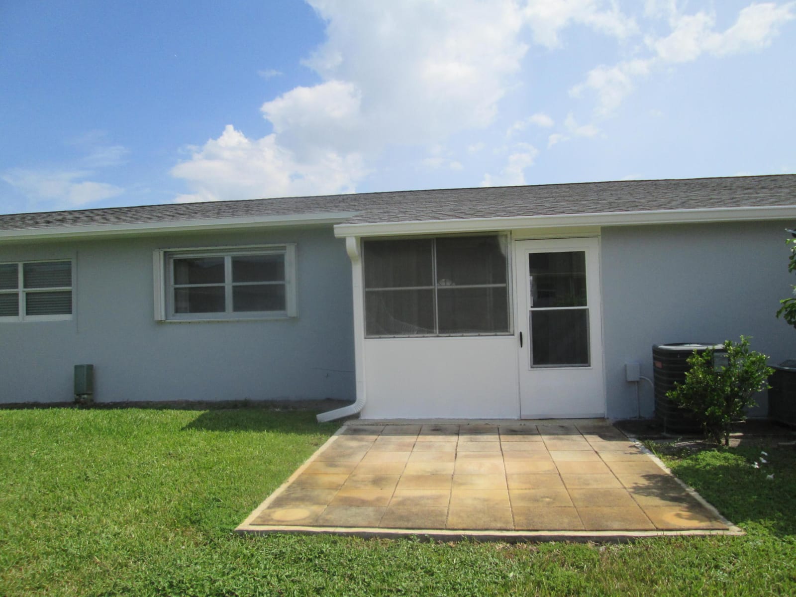2611 W BARKLEY Drive W E, West Palm Beach, FL 33415 photo 24