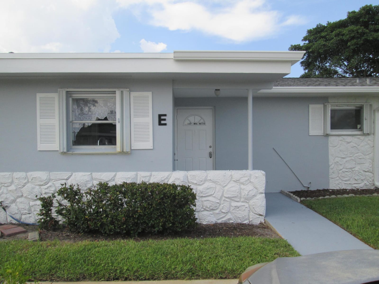 2611 W BARKLEY Drive W E, West Palm Beach, FL 33415