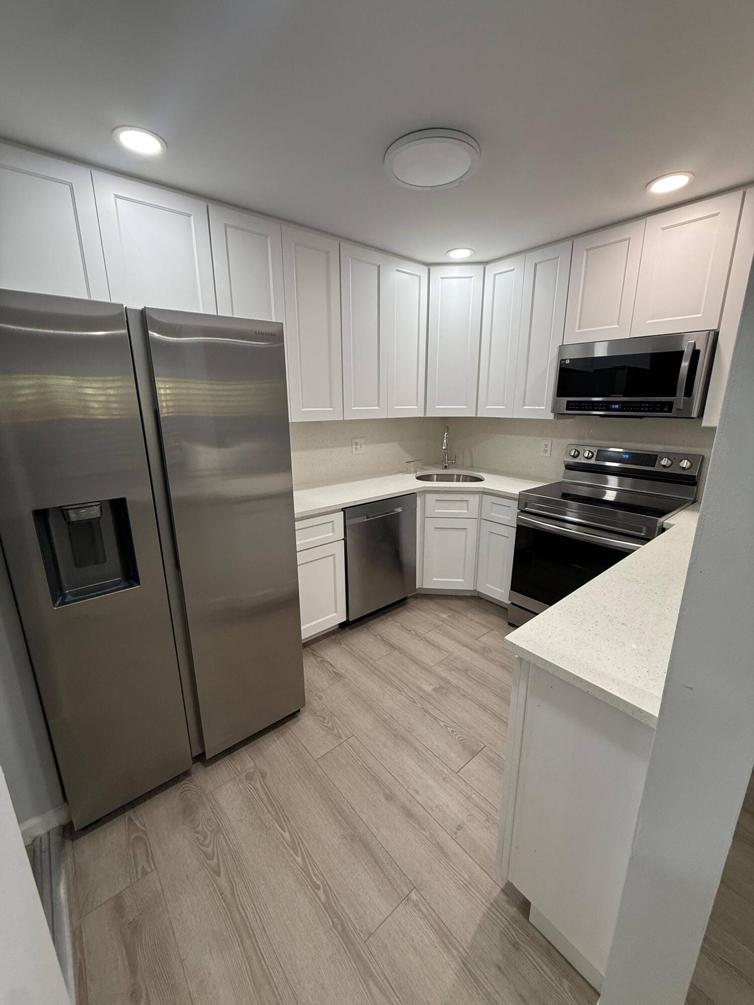 403 PINE GLEN Lane C-2 — photo 4