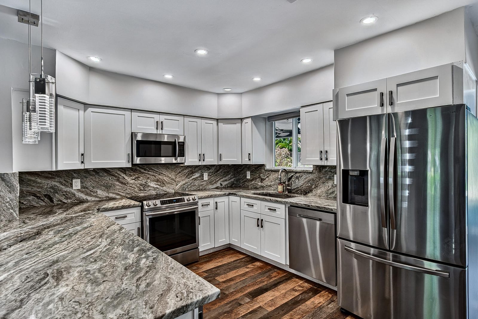 4821 NE 6th Avenue, Oakland Park, FL 33334 photo 14