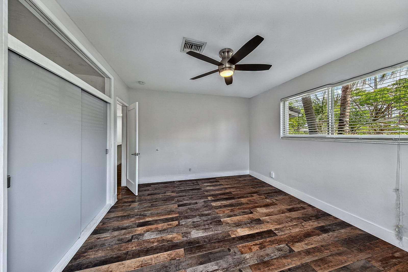 4821 NE 6th Avenue, Oakland Park, FL 33334 photo 20