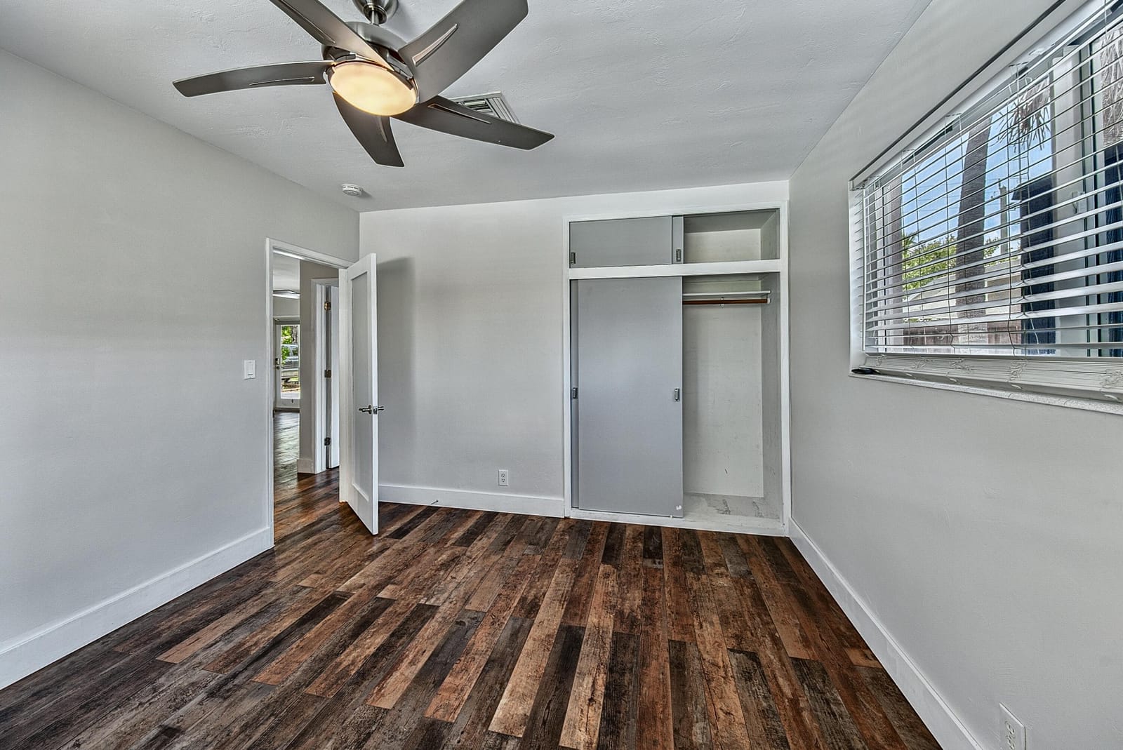 4821 NE 6th Avenue, Oakland Park, FL 33334 photo 22