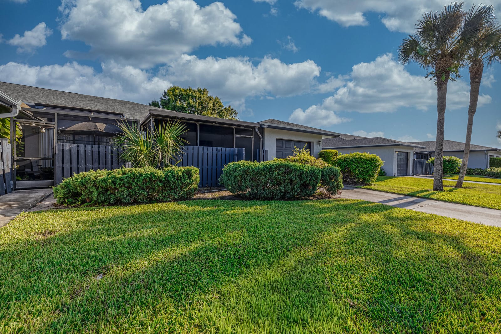1706 N Dovetail Drive H — photo 2