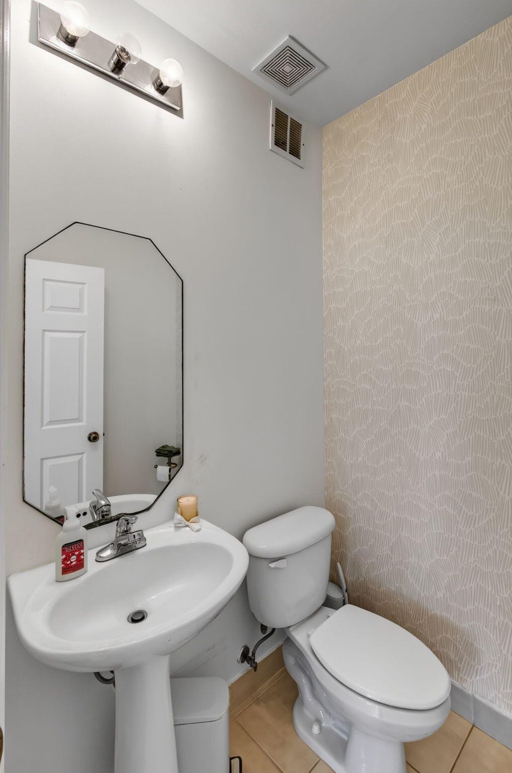 9181 VILLA PALMA Lane — photo 6