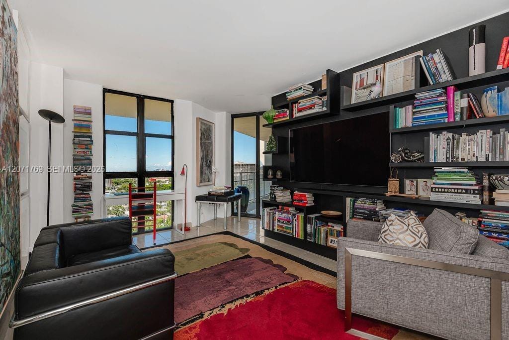 1000 Quayside Terrace 1901, Miami, FL 33138 photo 16