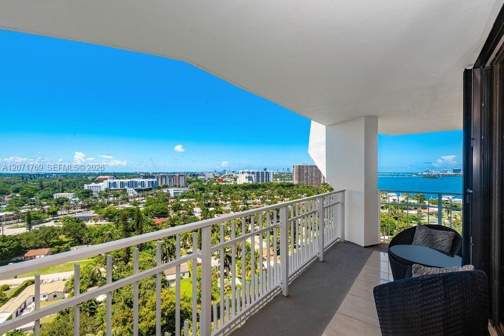 1000 Quayside Terrace 1901, Miami, FL 33138 photo 18