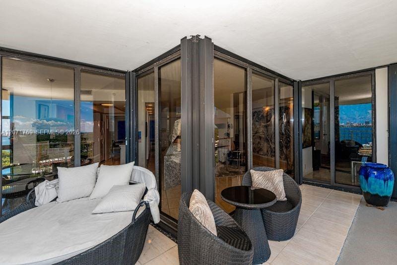 1000 Quayside Terrace 1901, Miami, FL 33138 photo 6