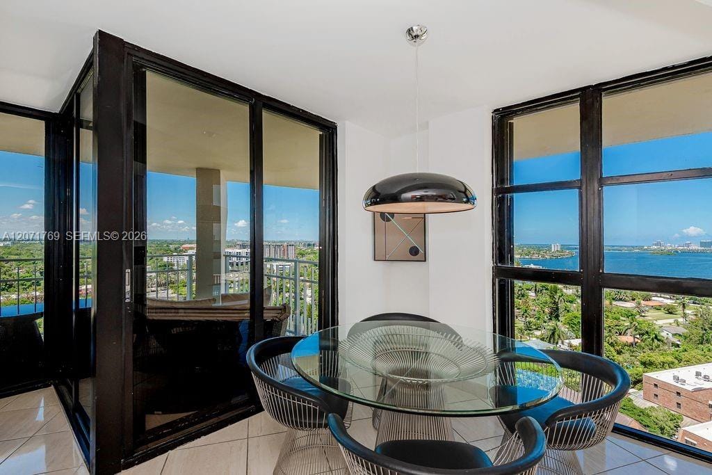 1000 Quayside Terrace 1901, Miami, FL 33138 photo 9