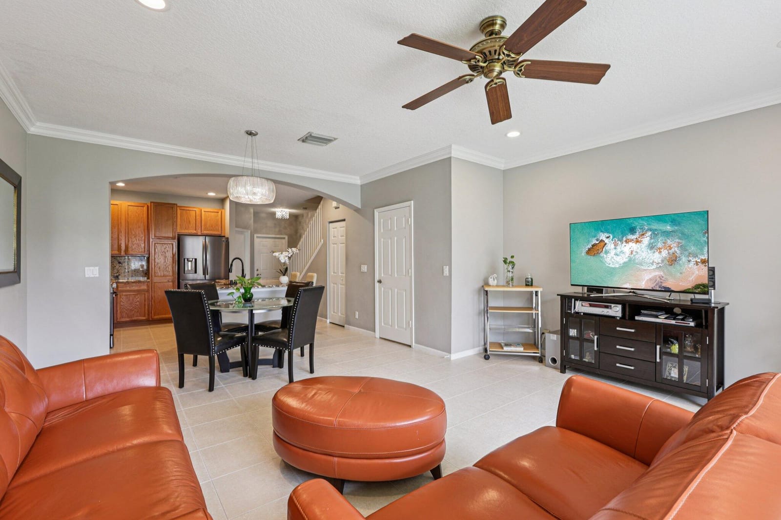 9070 TREMEZZO Lane — photo 10