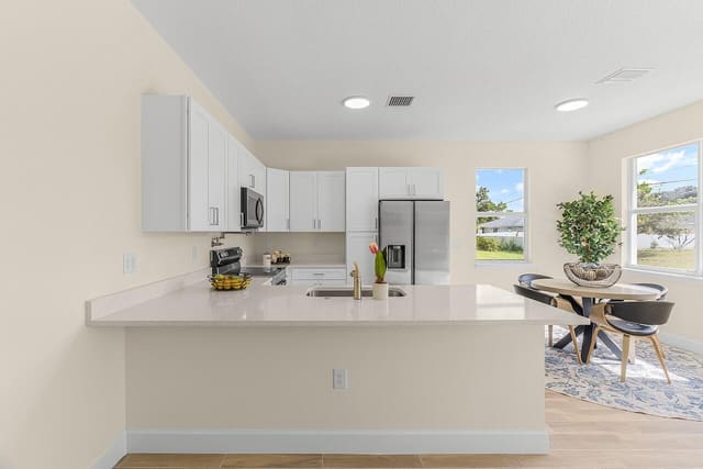 8526 102ND Court, Vero Beach, FL 32967