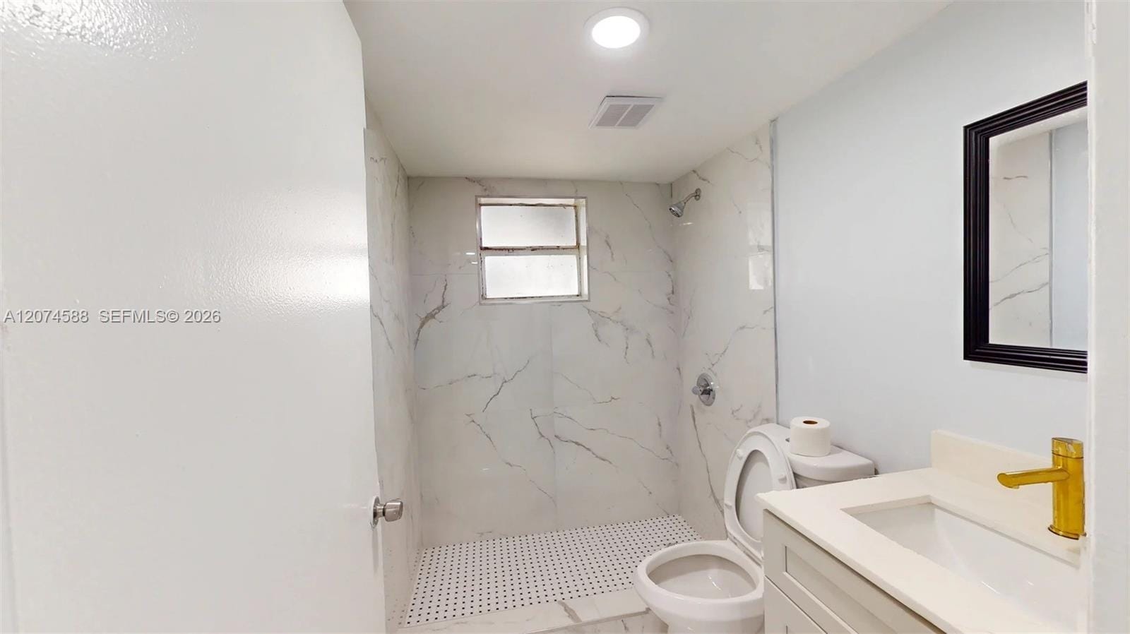 3501 NW 114th Lane 3505 — photo 4