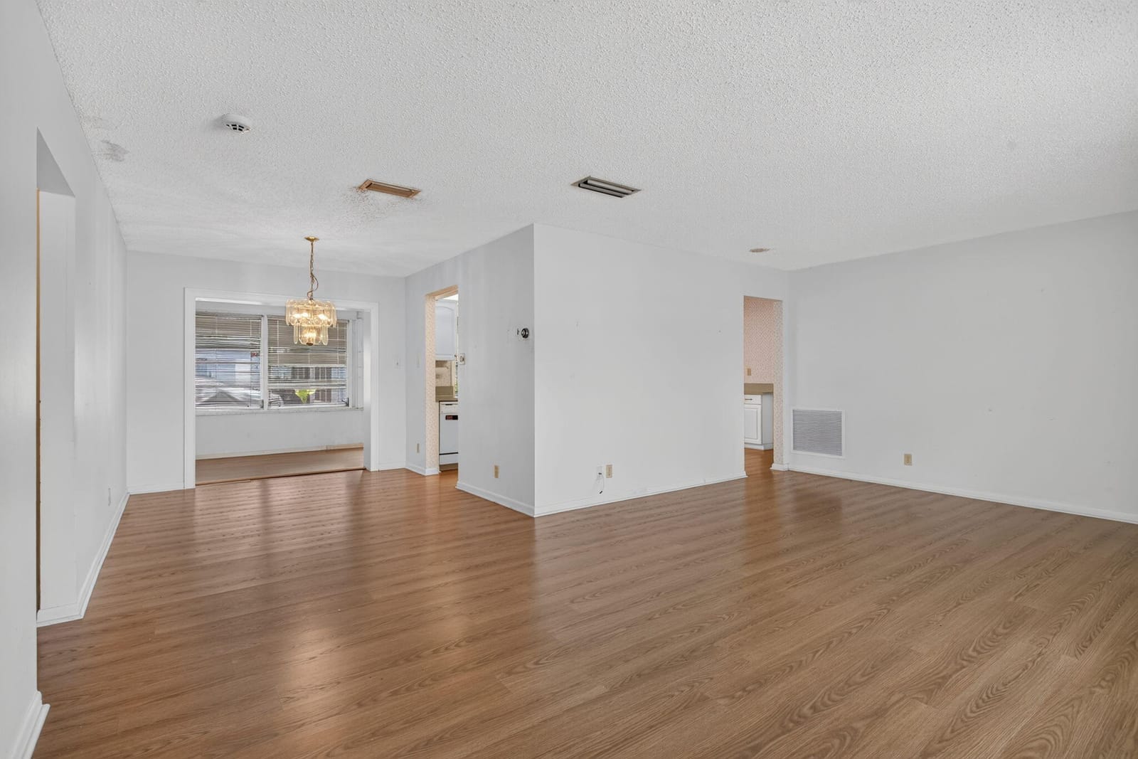 1055 NW 72ND Terrace NW — photo 9