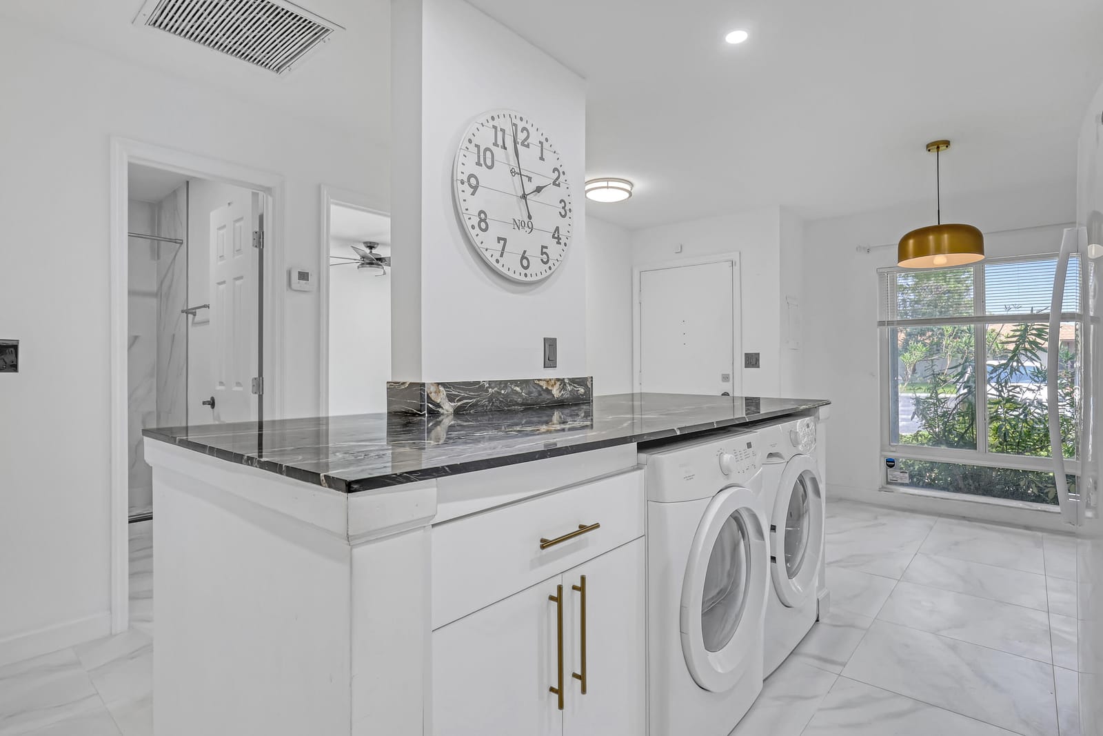 13233 Lucinda Palm Court B — photo 2