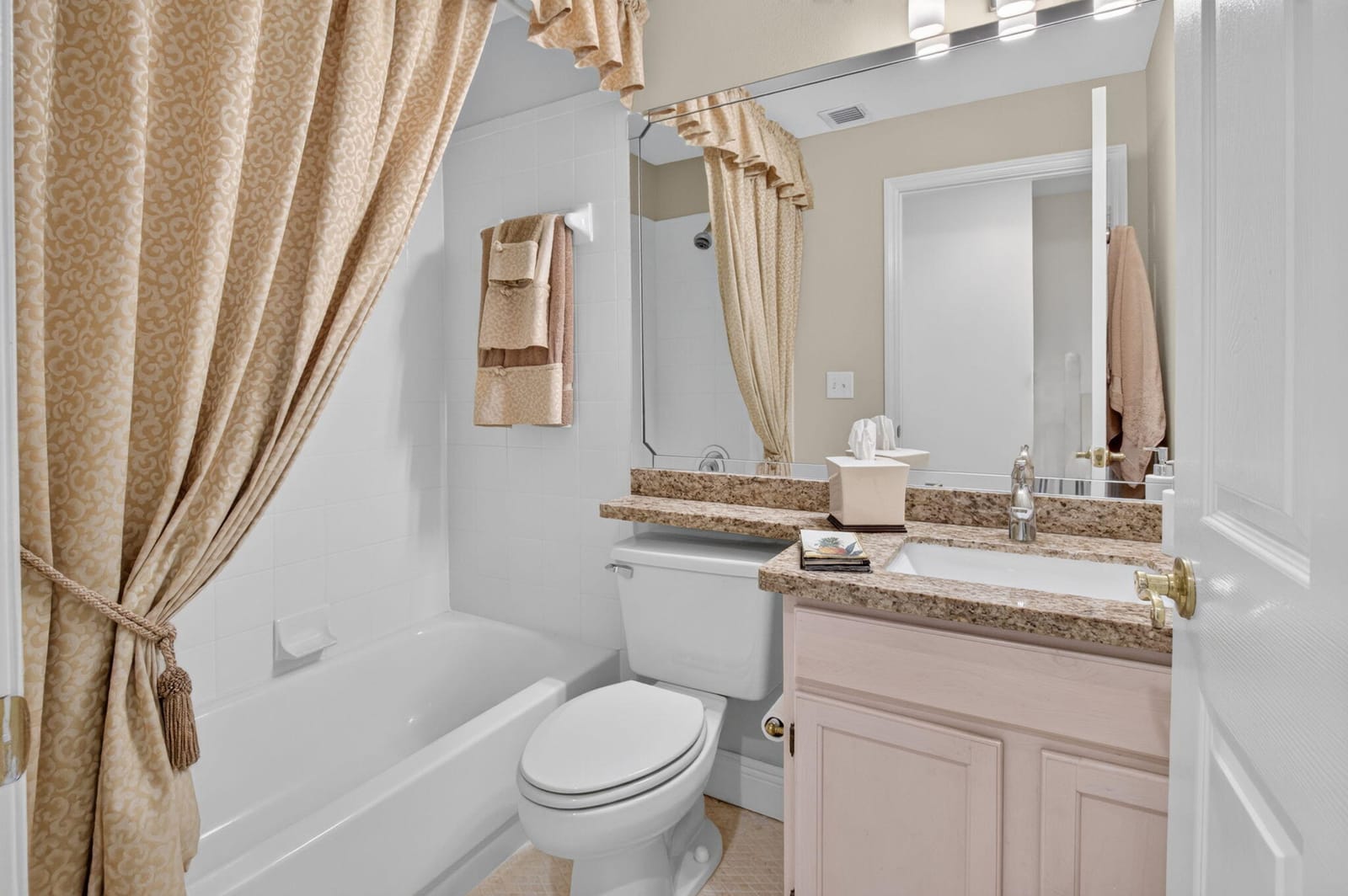 13275 ROYALE SABAL Court, Delray Beach, FL 33484 photo 21