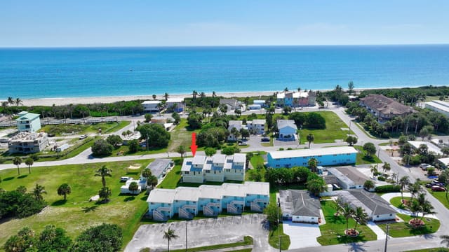 651 HERNANDO Street, Fort Pierce, FL 34949