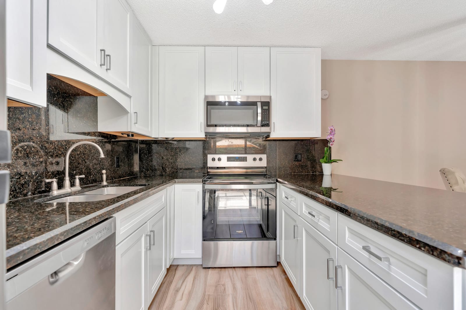 207 2nd Terrace — photo 7