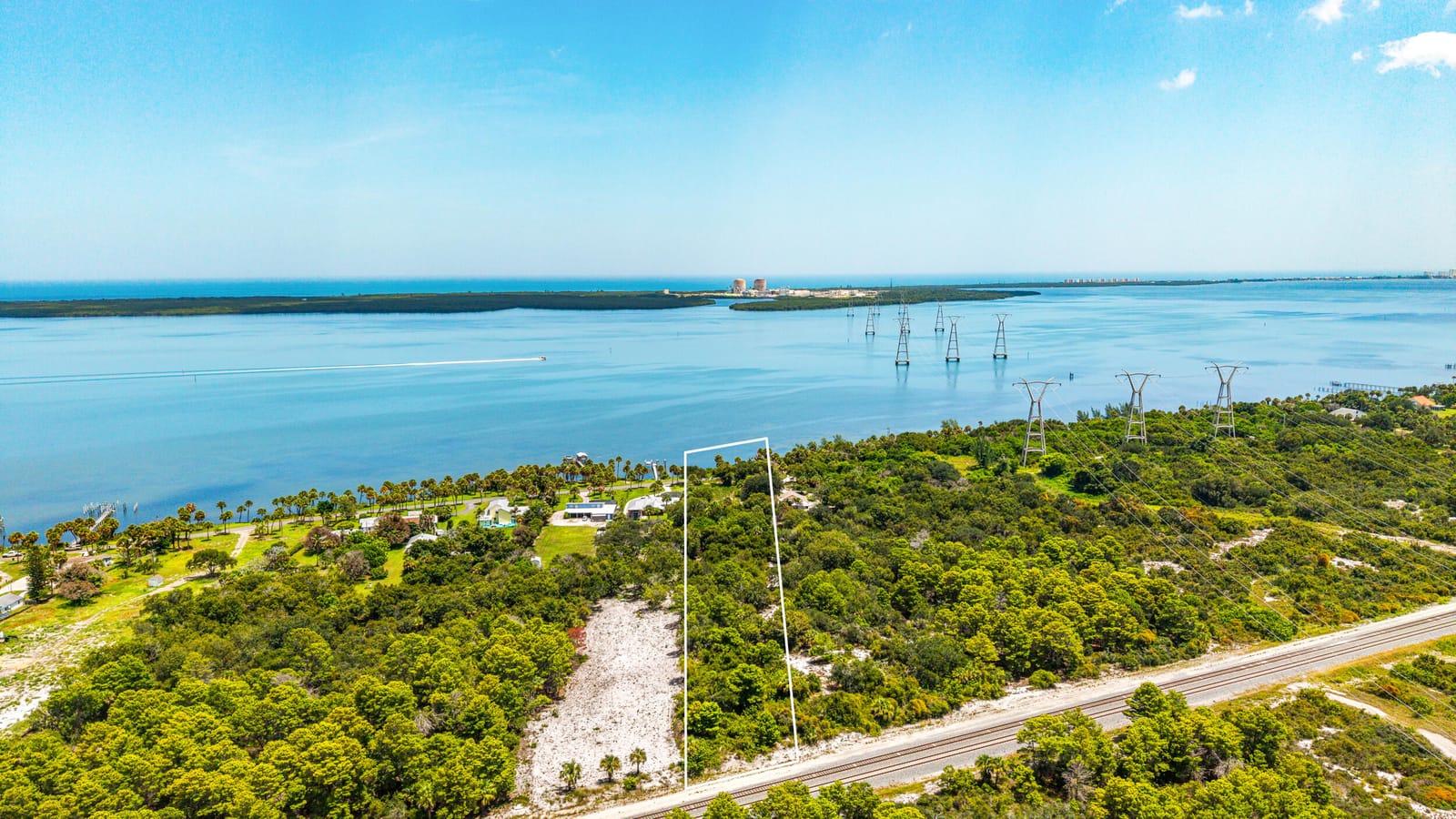 7507 S Indian River Drive, Fort Pierce, FL 34982 photo 6