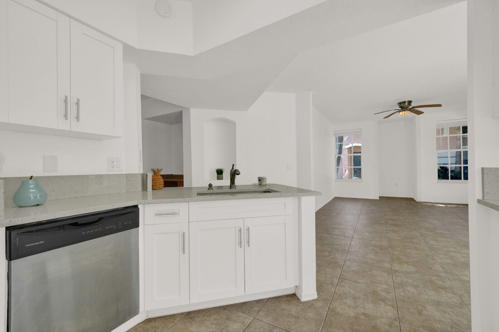 709 BELMONT Place 709, Boynton Beach, FL 33436 photo 13