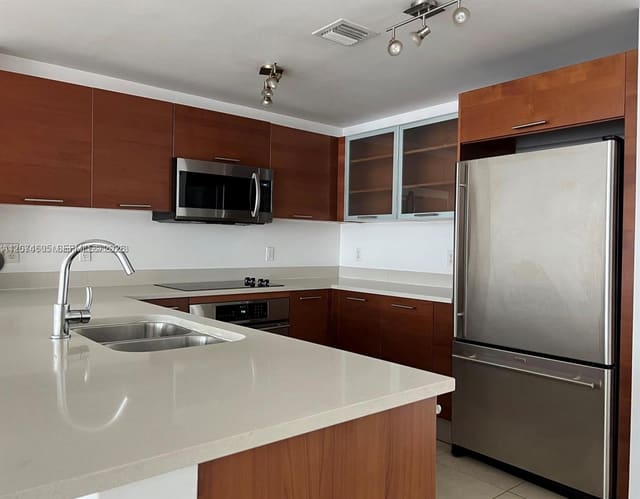 3250 NE 1st Avenue 903, Miami, FL 33137