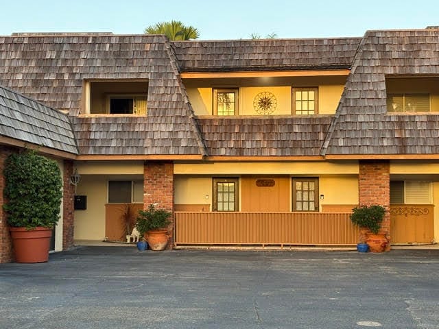 316 Orange Tree Drive C, Atlantis, FL 33462