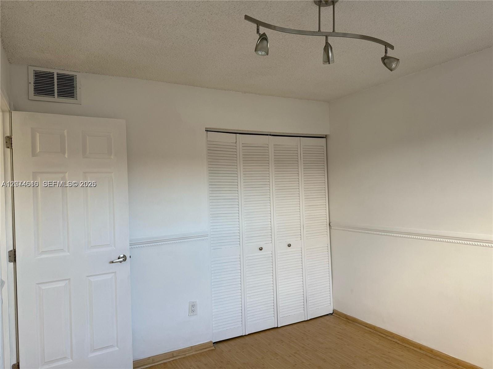 20800 NE 8th Court 206-17 — photo 10