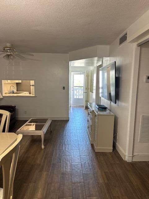 2770 S GARDEN Drive S 208, Lake Worth, FL 33461 photo 2