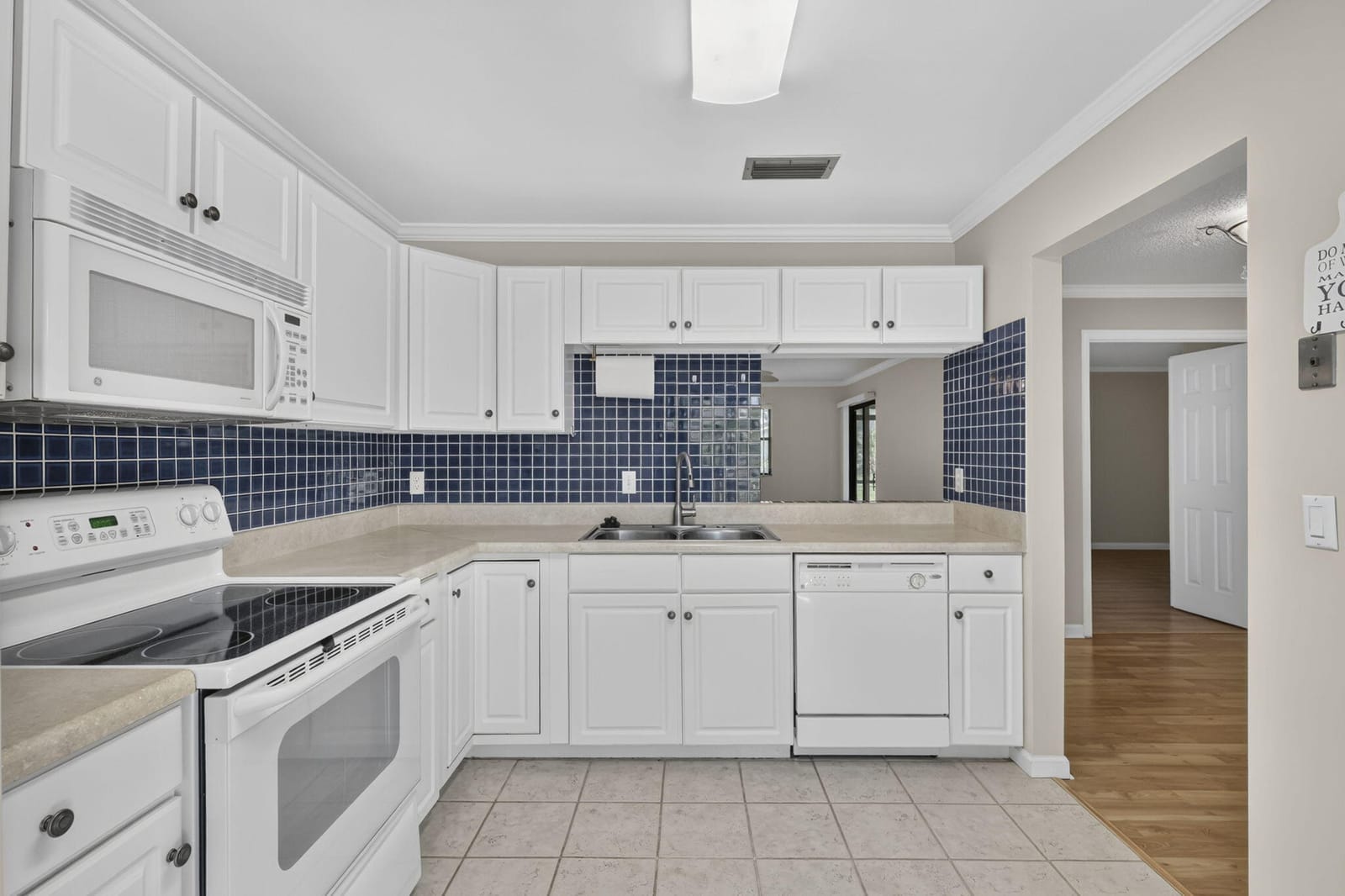 184 MASTIC TREE Court, Royal Palm Beach, FL 33411 photo 12