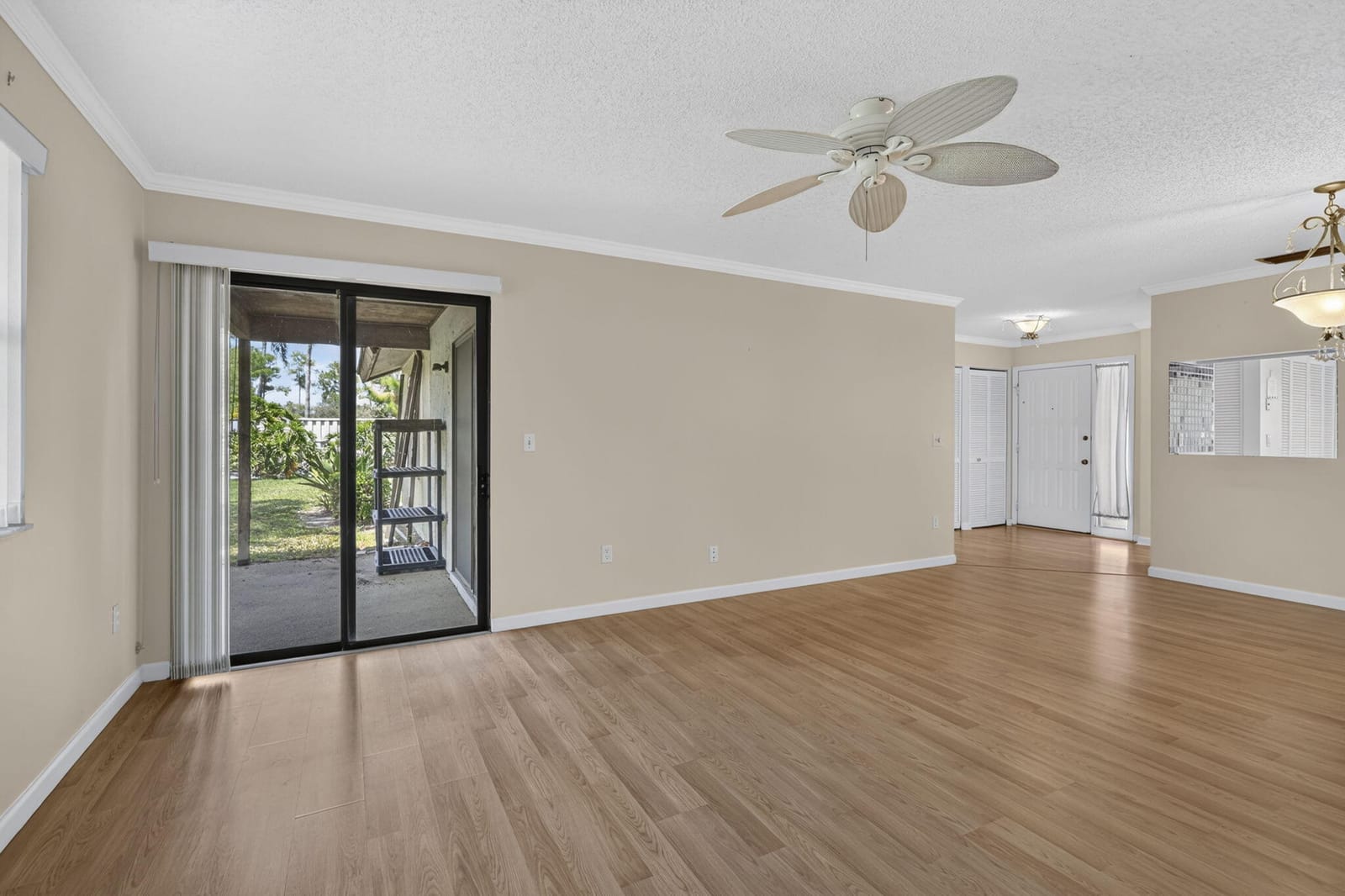 184 MASTIC TREE Court, Royal Palm Beach, FL 33411 photo 20