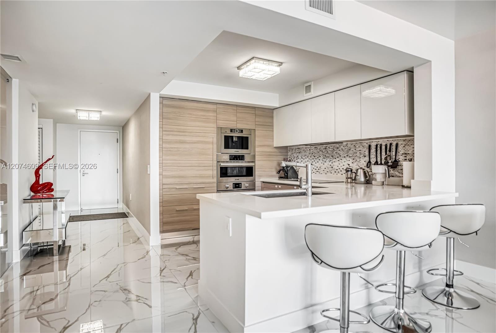 330 Sunny Isles Boulevard 5-906 — photo 2