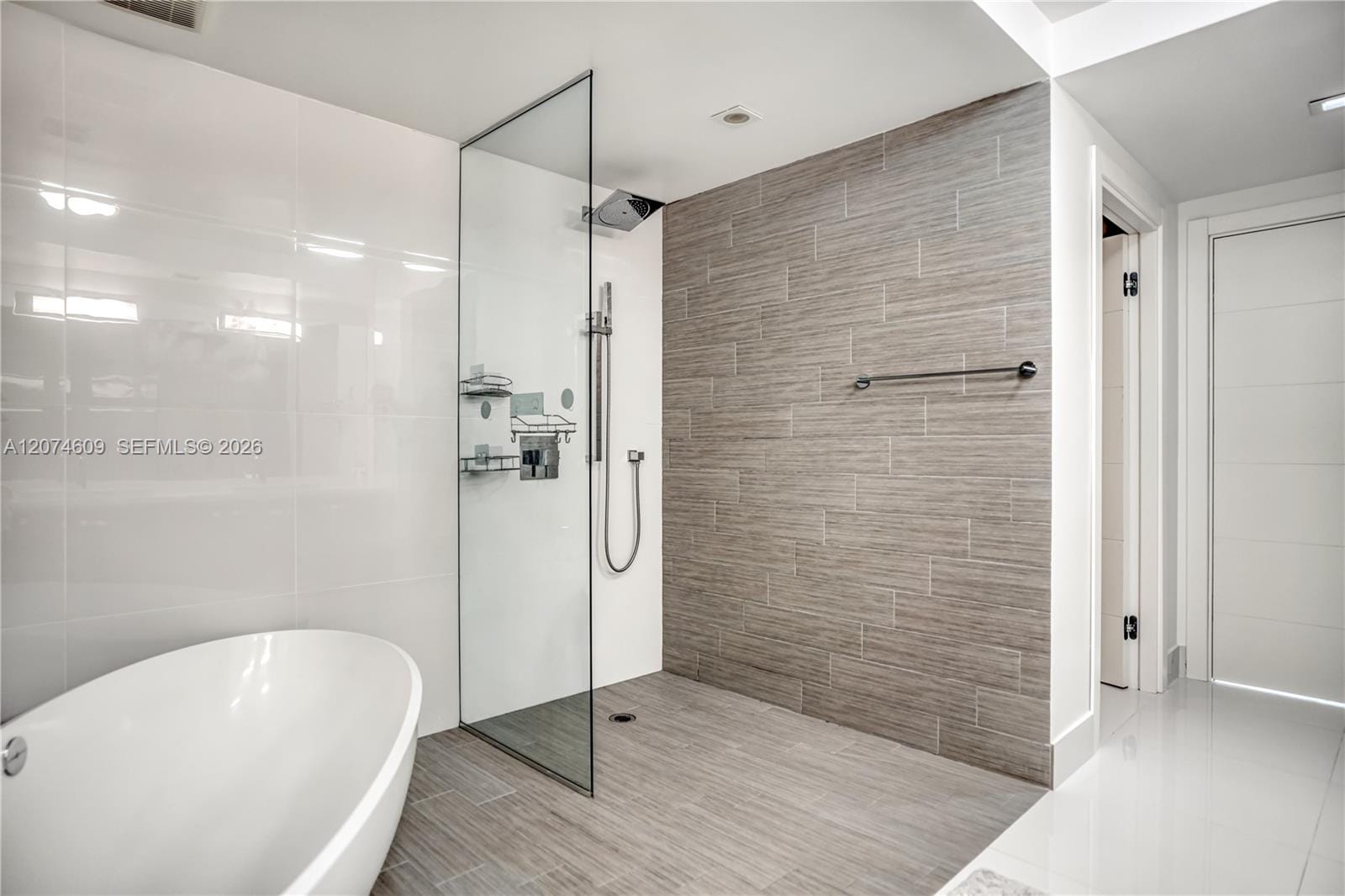 330 Sunny Isles Boulevard 5-906, Sunny Isles Beach, FL 33160 photo 15