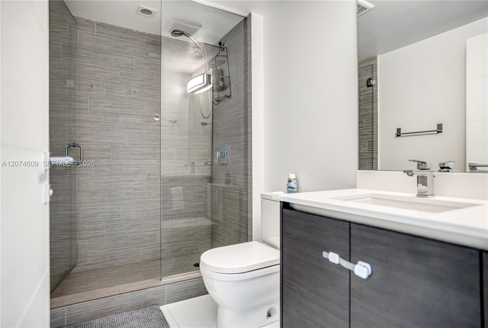 330 Sunny Isles Boulevard 5-906, Sunny Isles Beach, FL 33160 photo 25