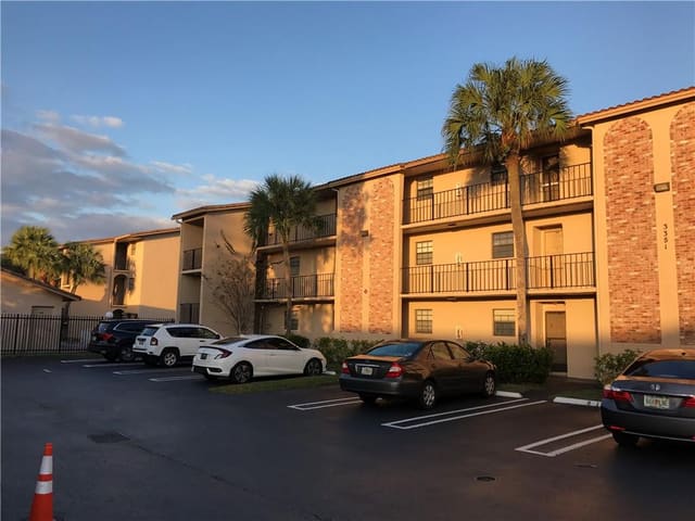 3351 NW 85TH Avenue 312, Coral Springs, FL 33065