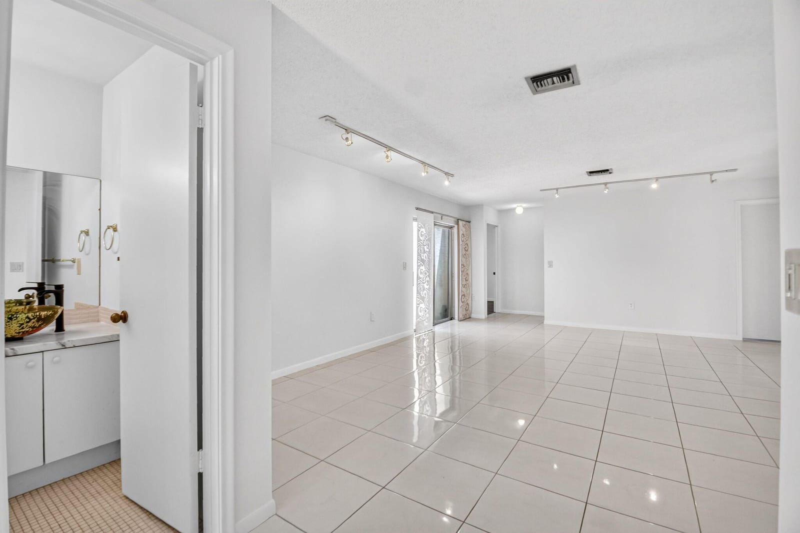 6747 Starkeys Place, Lake Worth, FL 33467 photo 19