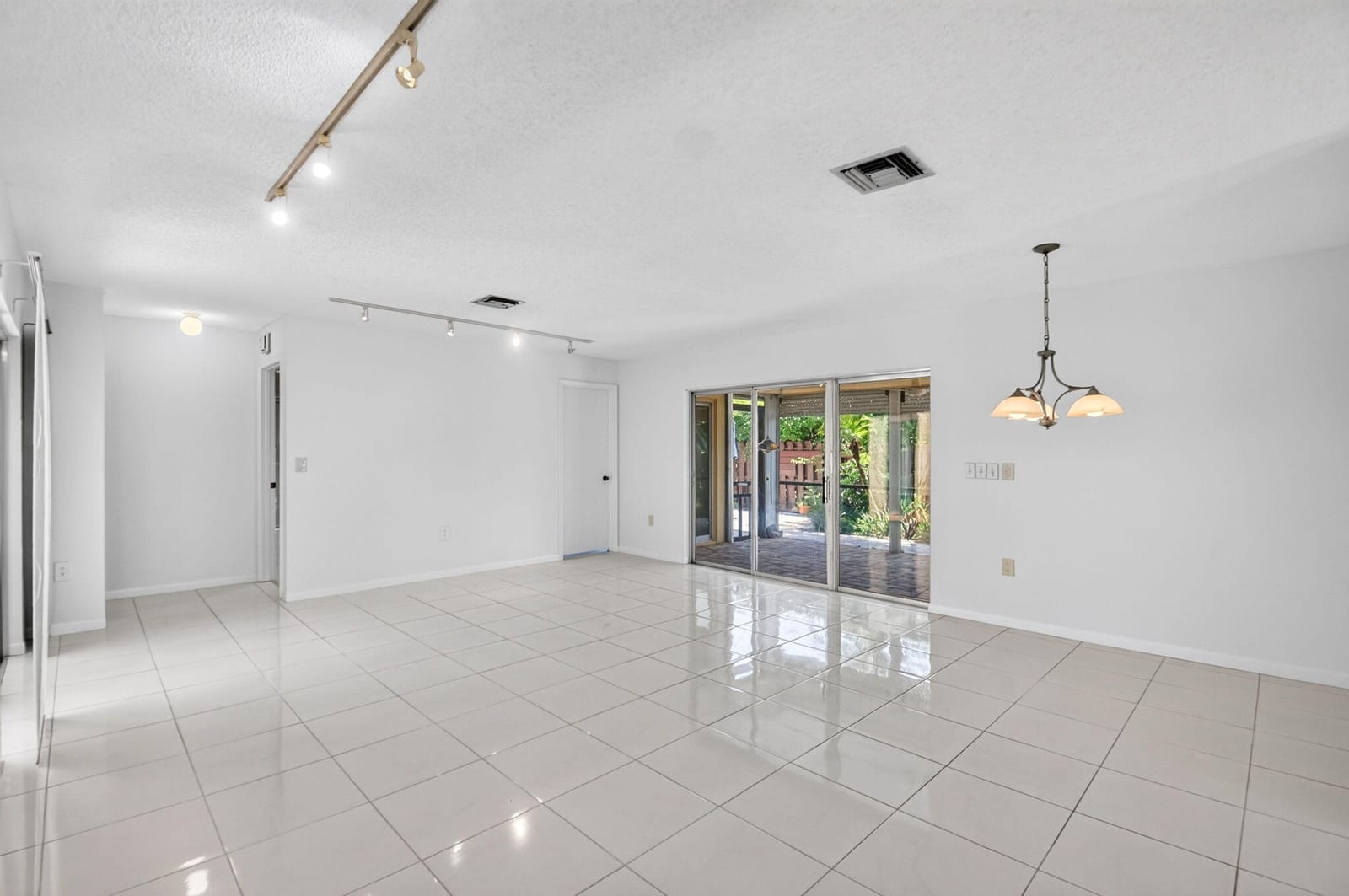 6747 Starkeys Place, Lake Worth, FL 33467 photo 21