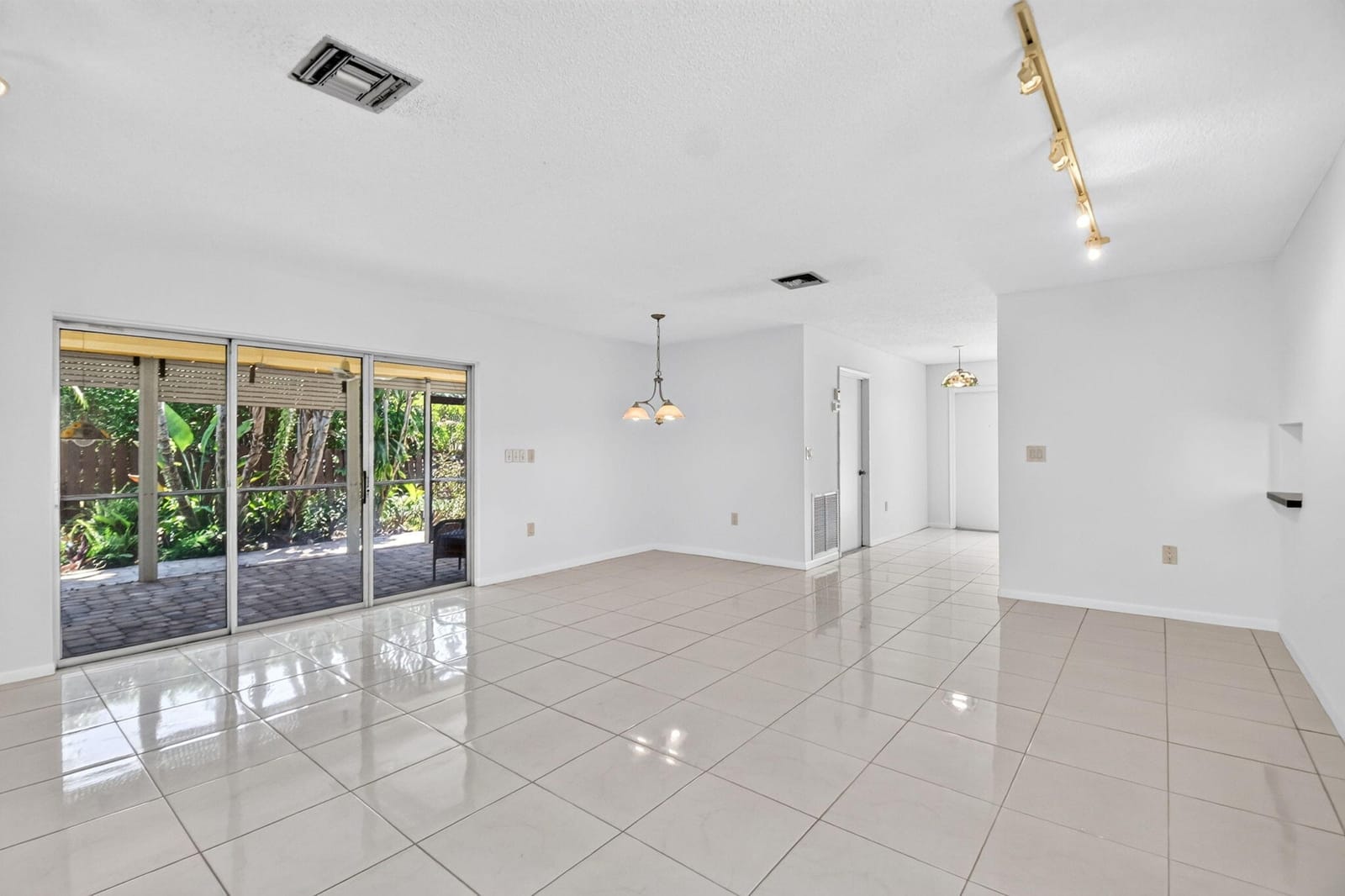 6747 Starkeys Place, Lake Worth, FL 33467 photo 22