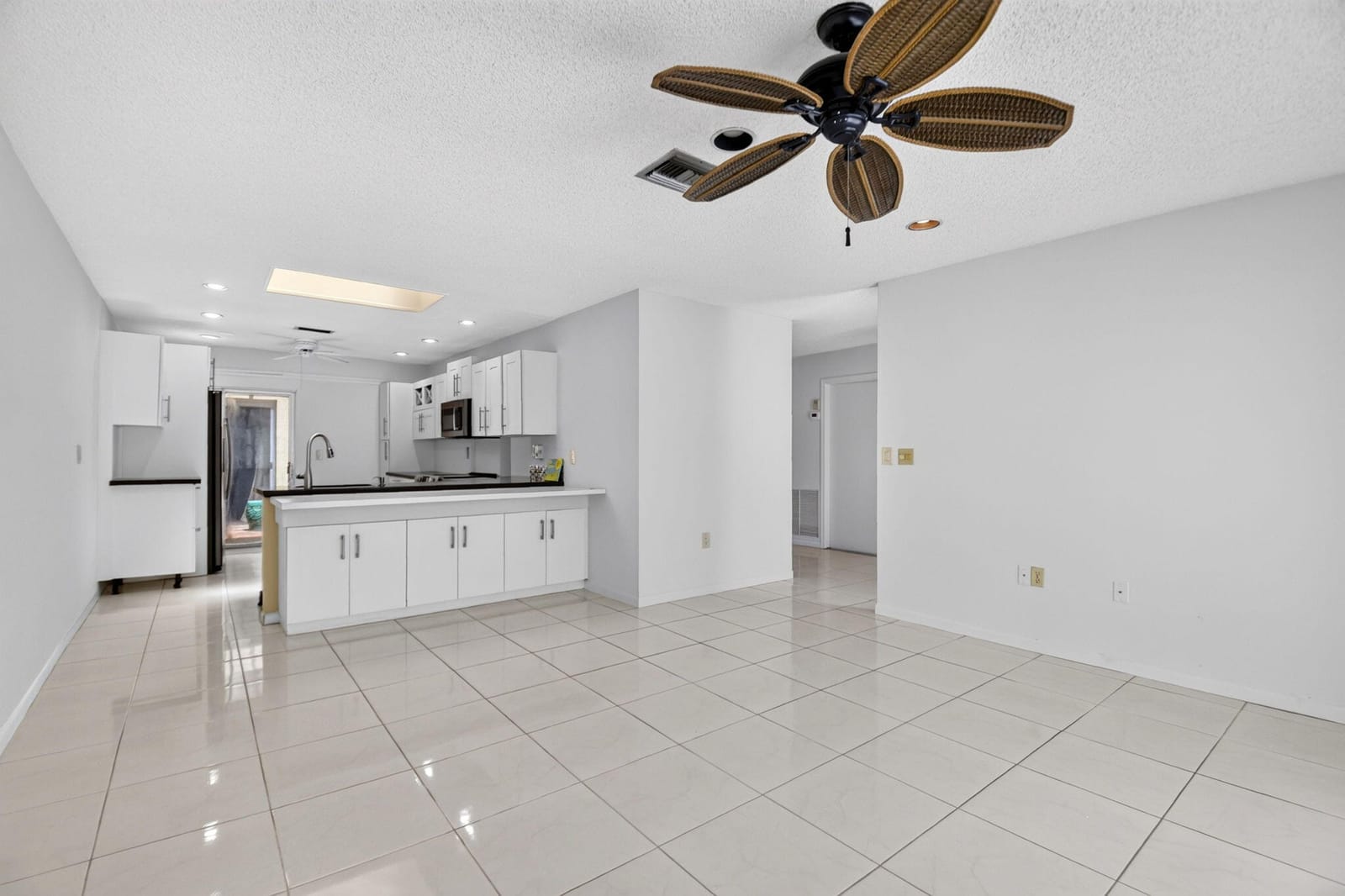 6747 Starkeys Place — photo 7