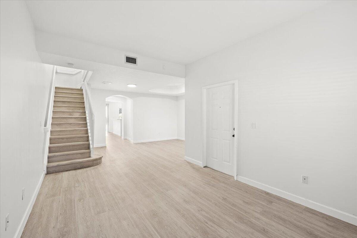4962 Leeward Lane 3807 — photo 4