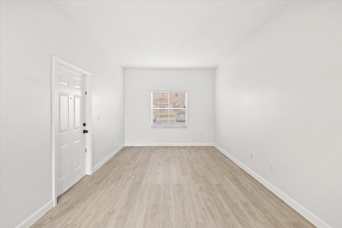4962 Leeward Lane 3807 — photo 5